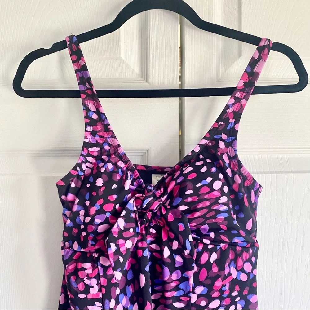 Swim Solutions Printed Tummy-Control Bow-Front One-Piece Swim-dress 8‎ - Picture 3 of 7